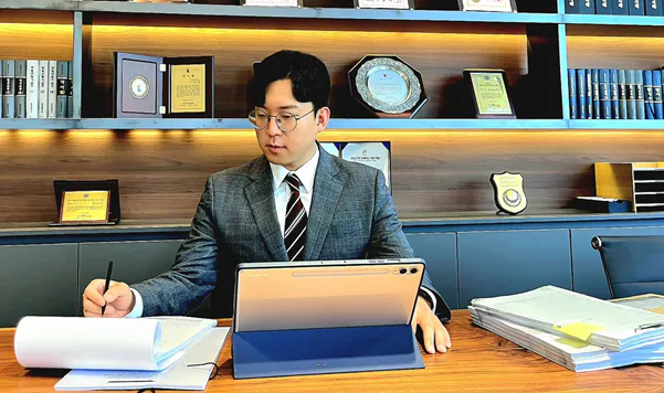끊이지 않는 교제폭력.png